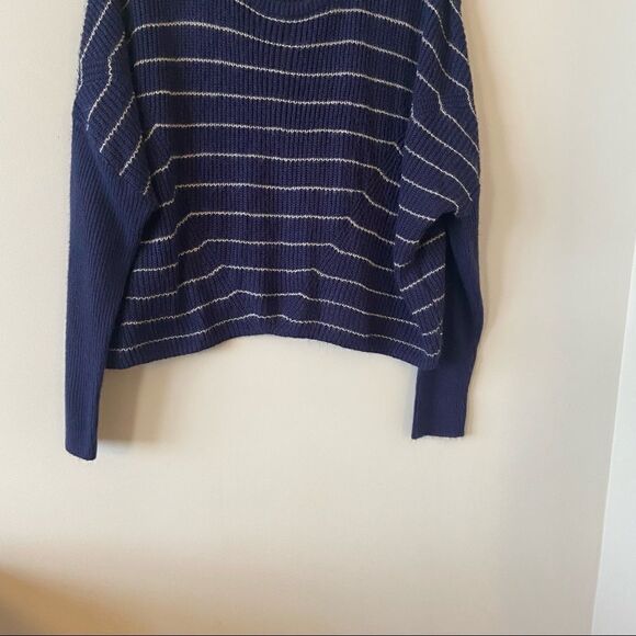 Urban Outfitters-Stripped Dolman Sleeve Lightweight Pullover (size:Large) - Picture 6 of 8
